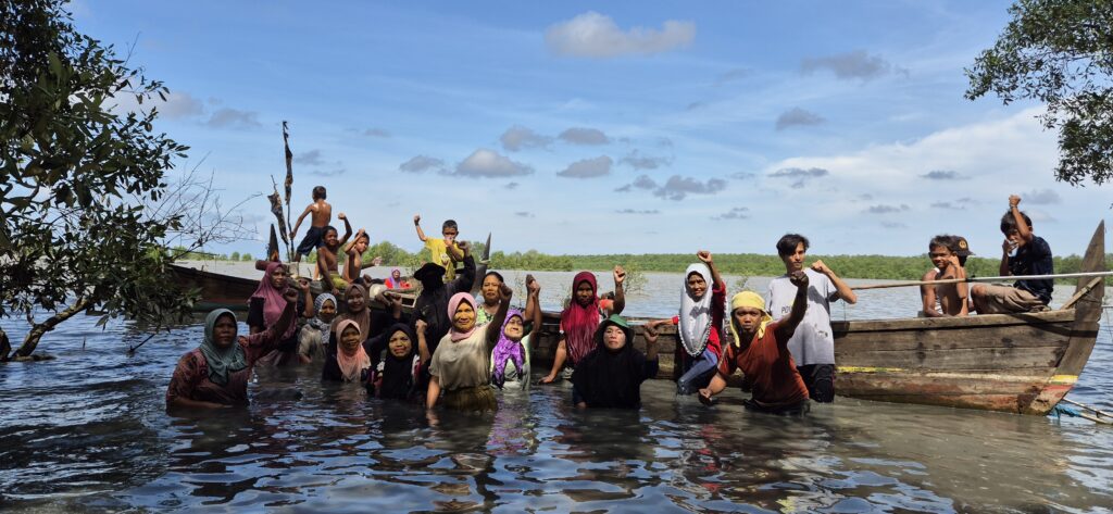 Penanaman Nipah dan Mangrove